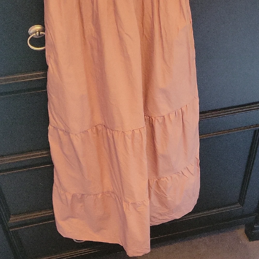 Maurices Women's Sleeveless Tiered Mauve Dress With Pockets MEDIUM - Picture 3 of 7